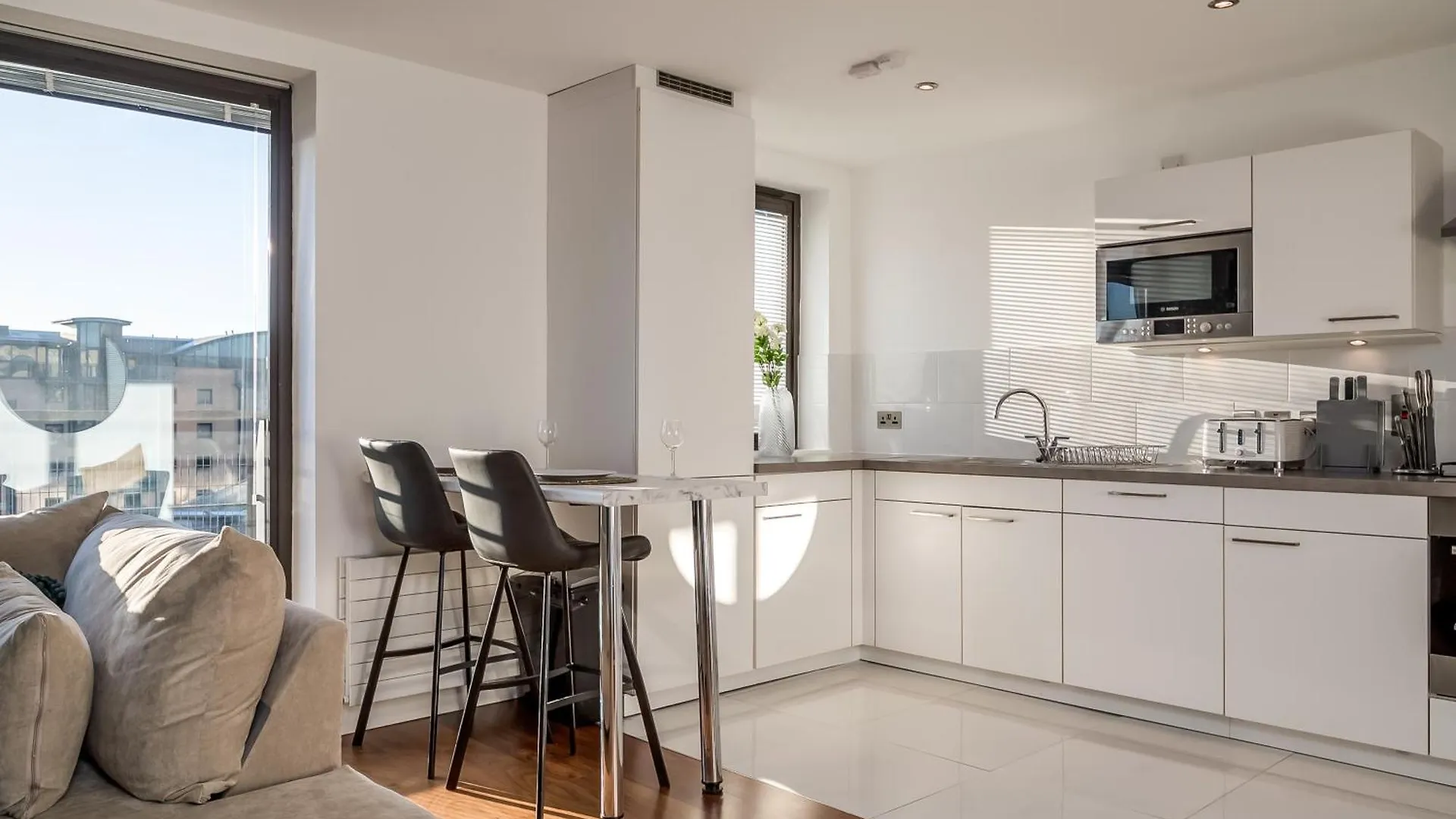 Custom House Square City Centre Retreat Belfast